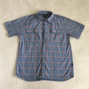 Men’s M Patagonia short-sleeve plaid snap shirt